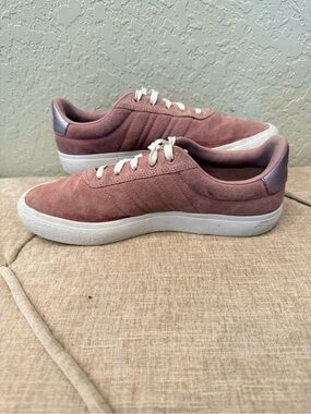 Adidas Vulc Raid3R sneakers in a pink "Magic Mauve"